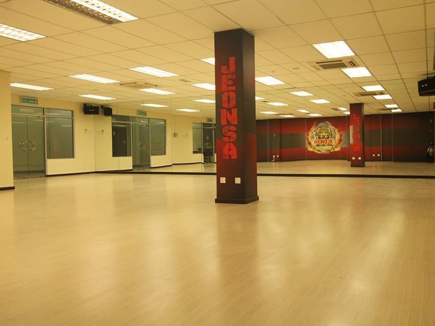 Hotel Jeonsa 2*